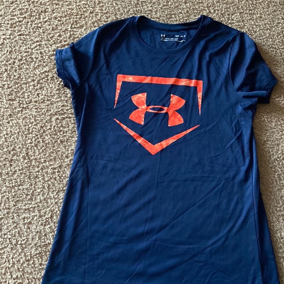 Other - Under Armour shirt